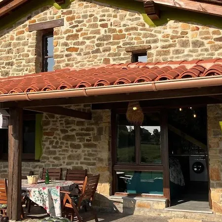 La Biescona De Lluces D'itaca Conexion Y Arraigo Holiday home *