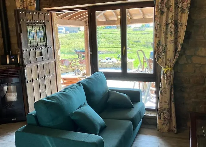 La Biescona De Lluces D'itaca Conexion Y Arraigo *