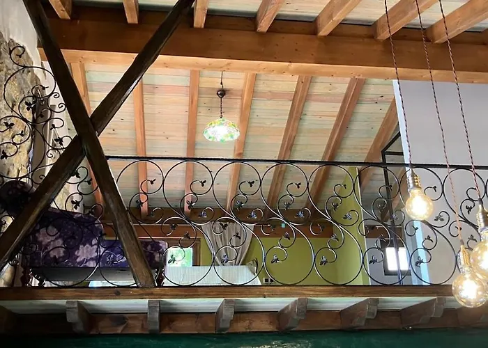 La Biescona De Lluces D'itaca Conexion Y Arraigo Luces