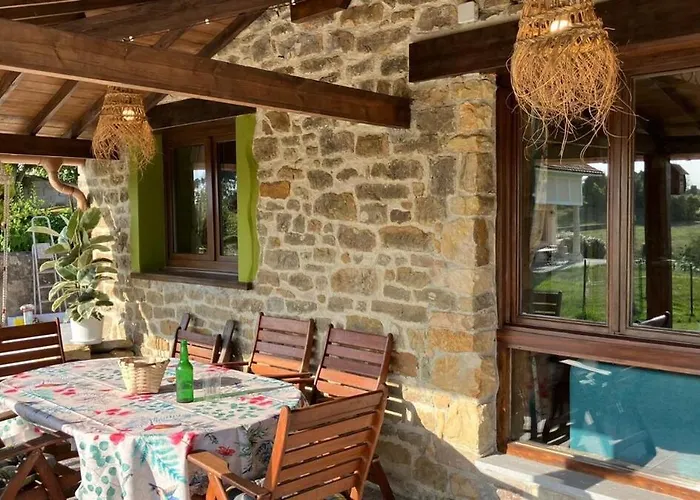 Ferienhaus La Biescona De Lluces D'itaca Conexion Y Arraigo *