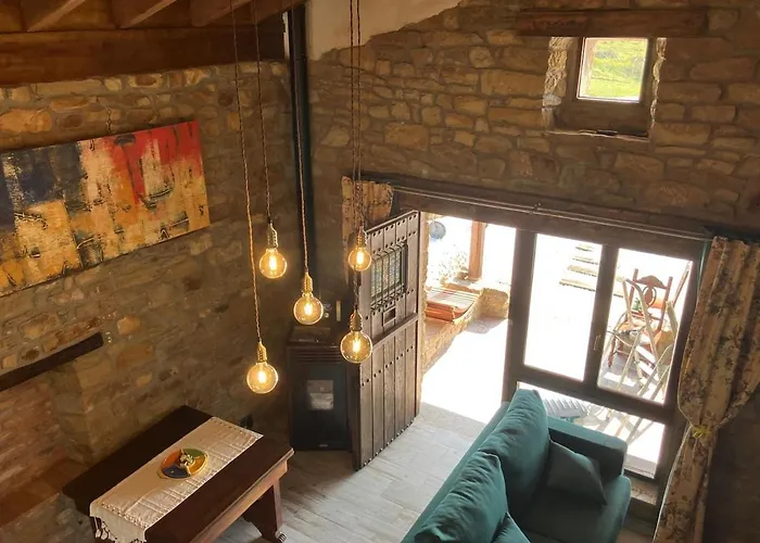 La Biescona De Lluces D'itaca Conexion Y Arraigo Holiday home *