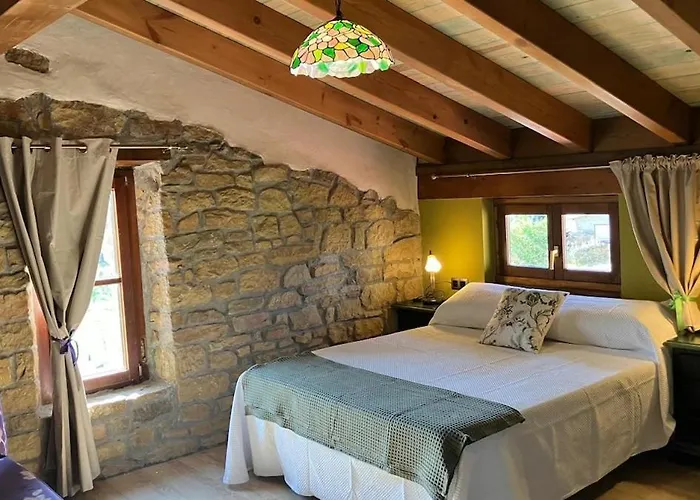 Ferienhaus La Biescona De Lluces D'itaca Conexion Y Arraigo