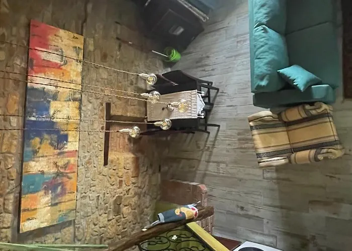 La Biescona De Lluces D'itaca Conexion Y Arraigo *