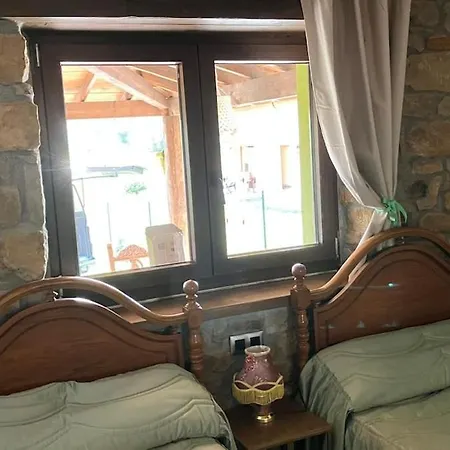 La Biescona De Lluces D'itaca Conexion Y Arraigo Vakantiehuis Luces