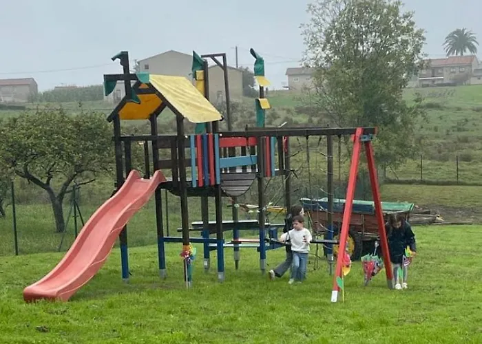 Vakantiehuis La Biescona De Lluces D'itaca Conexion Y Arraigo