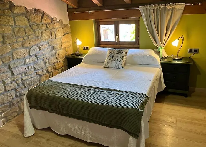 Vakantiehuis La Biescona De Lluces D'itaca Conexion Y Arraigo *