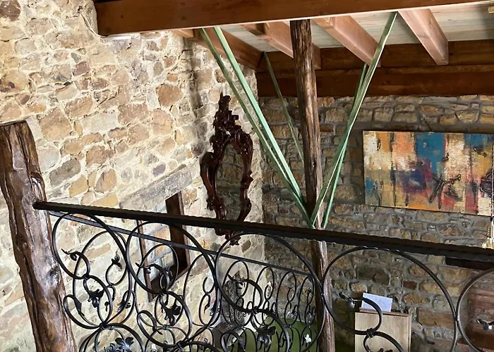 La Biescona De Lluces D'itaca Conexion Y Arraigo * Luces