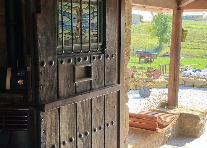 Vakantiehuis La Biescona De Lluces D'itaca Conexion Y Arraigo *