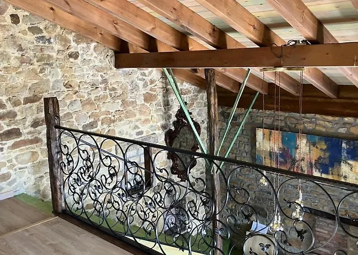 La Biescona De Lluces D'itaca Conexion Y Arraigo